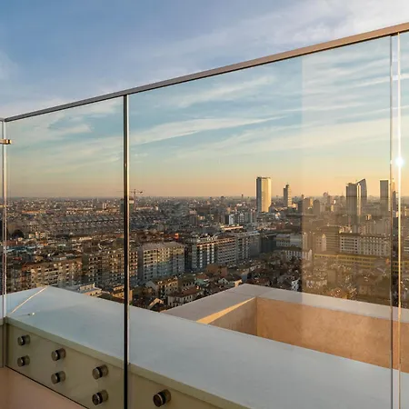 Torre Milano - Gym Pool & View - Central Station District Apartman