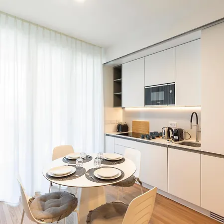 Apartment Torre Luxury Gym-pool&rooftop