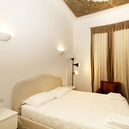 Boccaccio - 4 Posti - Metro Apartment *