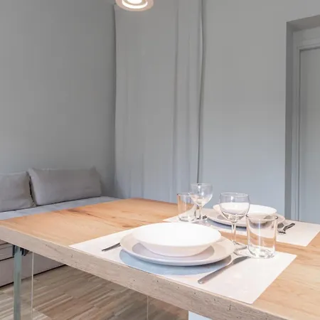Italianway - Gentilino 15 * Milano