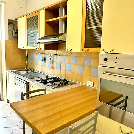 Gioia135 Apartment