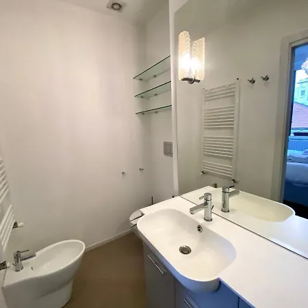 Charming Flat With Ac In Porta Venezia Apartmán *