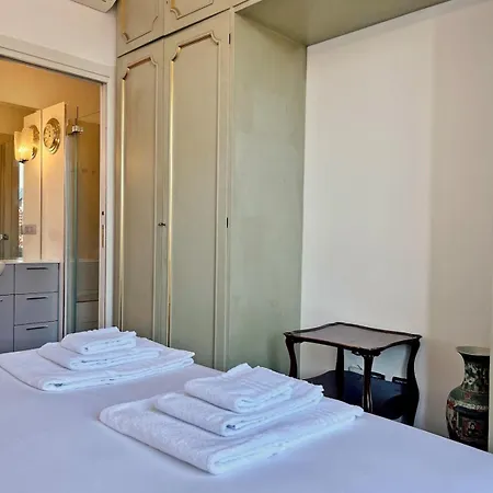 Apartment Charming Flat With Ac In Porta Venezia Milan