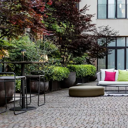 سافونا 18 سويتس 4*