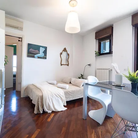 Luxury - Casoretto 36 * Milan