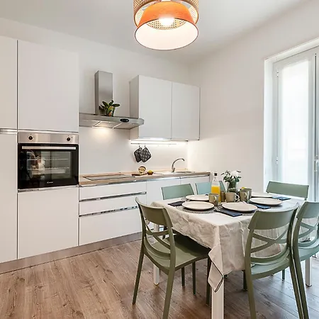 Stayeasy Sauli1 - 2 Bedrooms, 2 Baths Next To Pasteur Metro Apartment Mailand