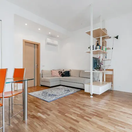 The Near Linate Milánó