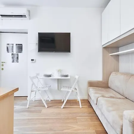 Easylife - A Few Minutes From Cadorna Fs Apartment