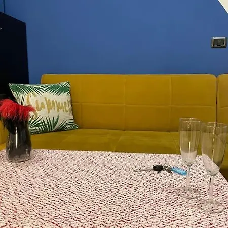 15 Mins To Duomo Corner In Lambrate Apartment Milan