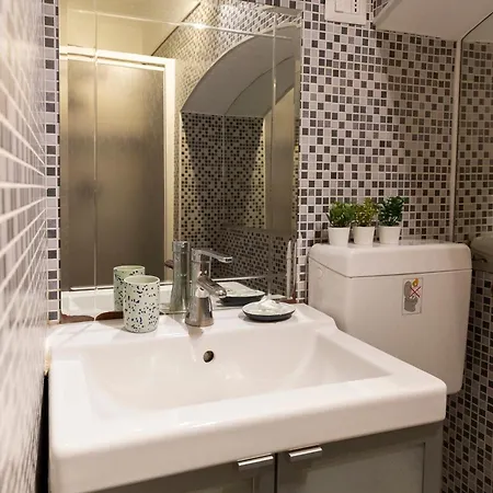 Apartment Casa Vittoria - Isola District Milan