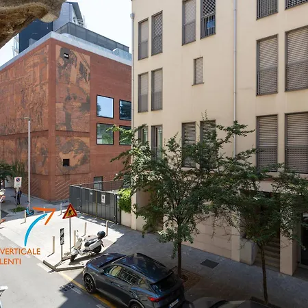 Apartment Casa Vittoria - Isola District Milan