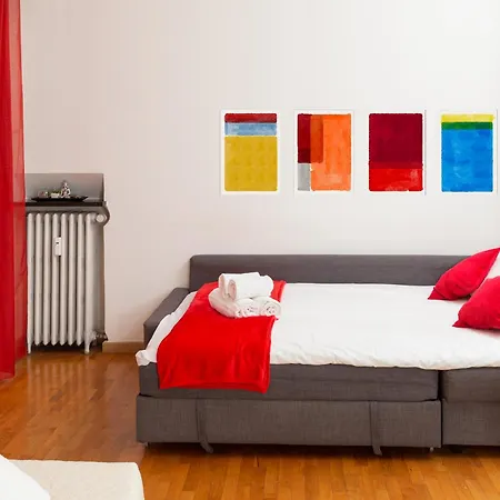 شقة Artstay - Apt Garibaldi Tower, Near Metro Station M5, M2 *