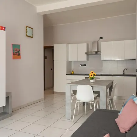 Xenia - Lovely In Studi Apartamento *