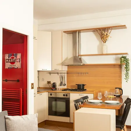 Flower Exclusive - M3 - Isola District Apartment Milan