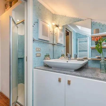 The Colorful Nest Apartment
