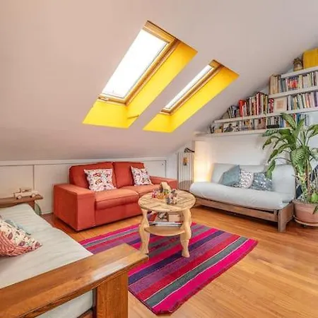 The Colorful Nest Apartment