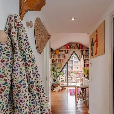 The Colorful Nest Apartment *