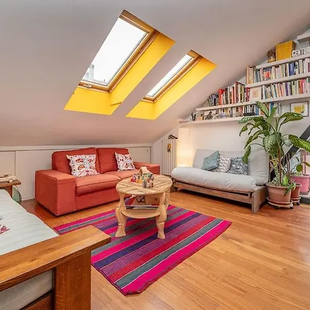 The Colorful Nest Apartment