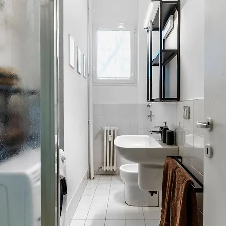 Apartment Citta Studi-politecnico - Wi-fi Gratuito, Balcone E Self Check-in