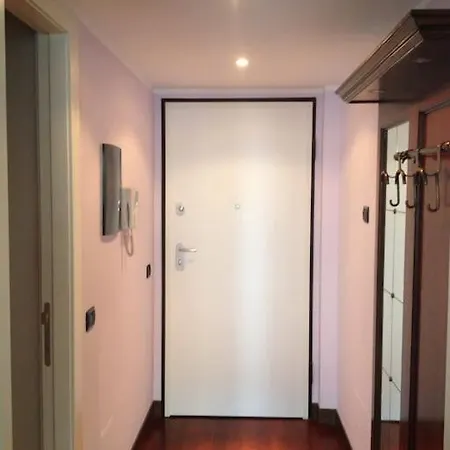 Navigli - 3 People Milano