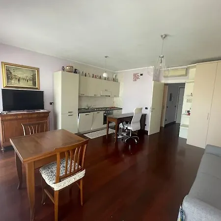 Navigli - 3 People *