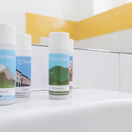 Italianway - Papiniano 18 B Milan