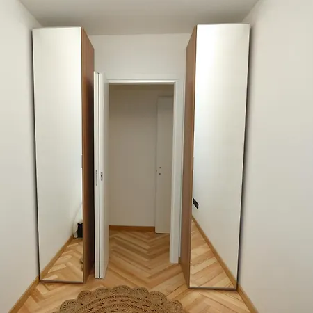 Apartment San Babila - Duomo Luxury Milanese