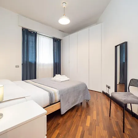 Cozy Near - 4 Guests Apartment Milan