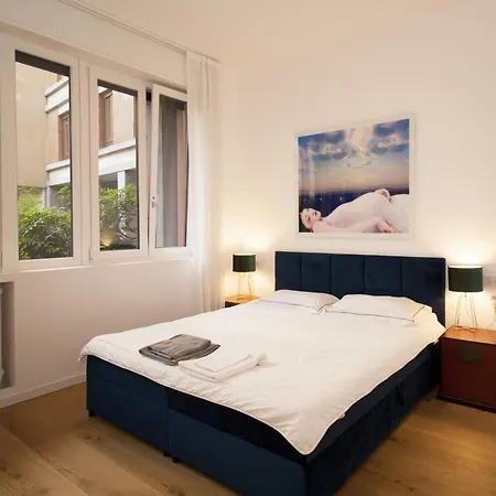 Appartement Sempione Apt- Citylife - 4 Posti Letto