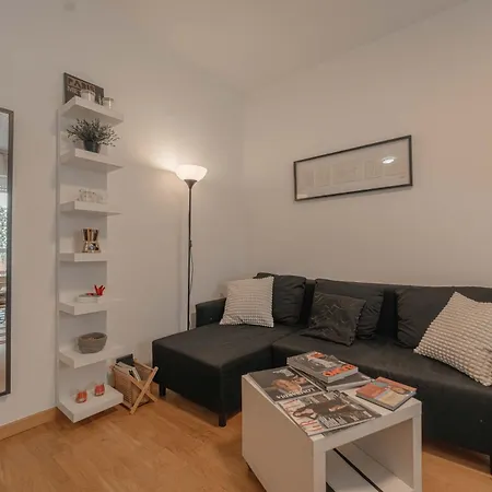 Solari Apartment ميلان