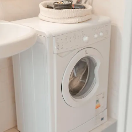 Solari Apartment شقة *