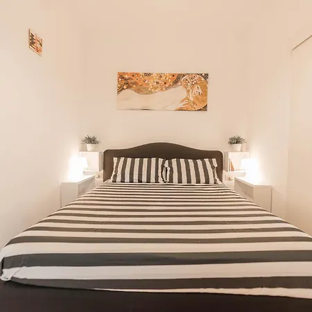 شقة Solari Apartment ميلان