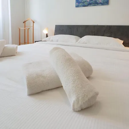 Primopiano - Carpi * Milán