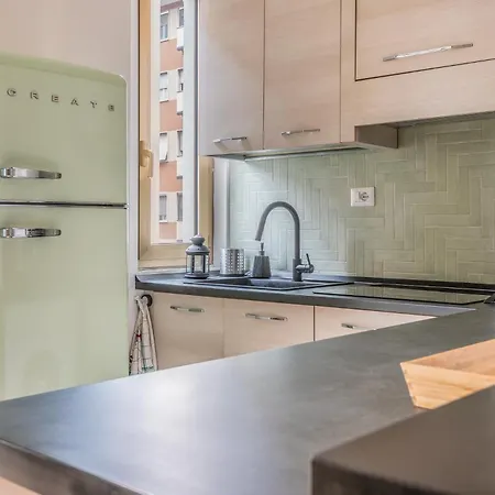 Apartment 4 Pax Wi-fi Lorenteggio Milan