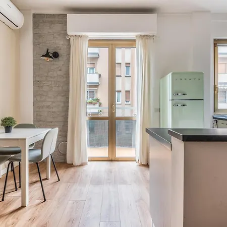 Apartment 4 Pax Wi-fi Lorenteggio Milan