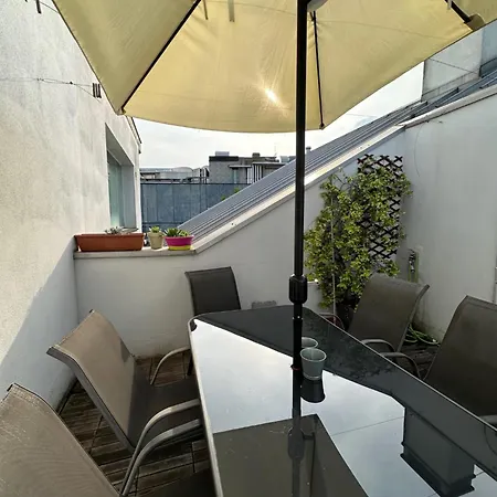 Pm 57 Via Giovanni Antonio Amadeo Milan