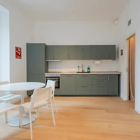 Xenia - New In Corso Buenos Aires *