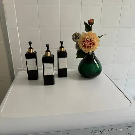 Grande Vicino Il Centro E Aeroporto-6pax Apartment *