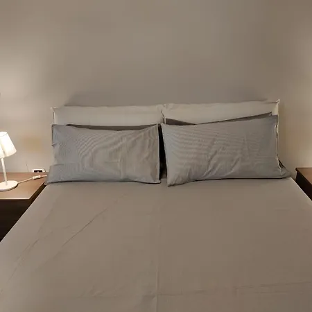San Maurilio Family Appartement Milaan