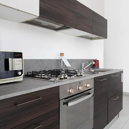 Italianway Easy - Ponti 7 Apartment *