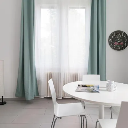 Italianway Easy - Ponti 7 Apartment Mailand