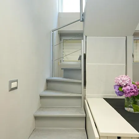 Design White Loft - 15 Minutes Walk From Station Apartmán Milán