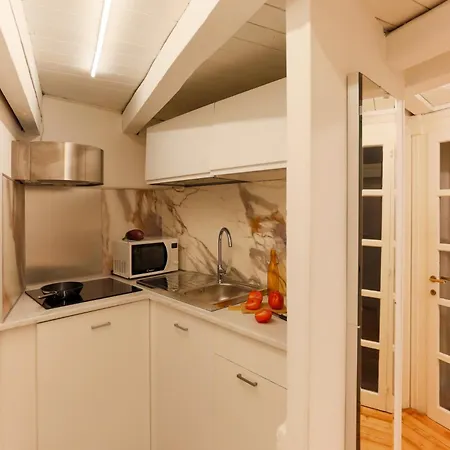 The Rent - Characteristic In Crocetta Area Apartment *