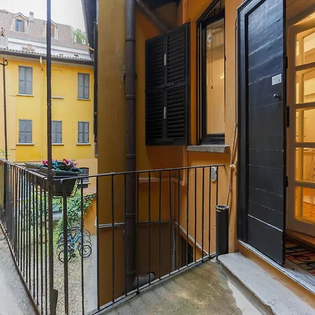 The Rent - Characteristic In Crocetta Area Apartment