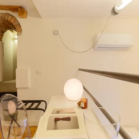 The Rent - Characteristic In Crocetta Area Apartment Milan