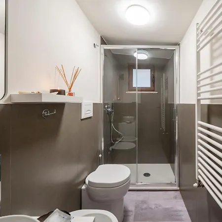 Loreto Prestige - Parking Free & Bulb Gym Bed & Breakfast Milano