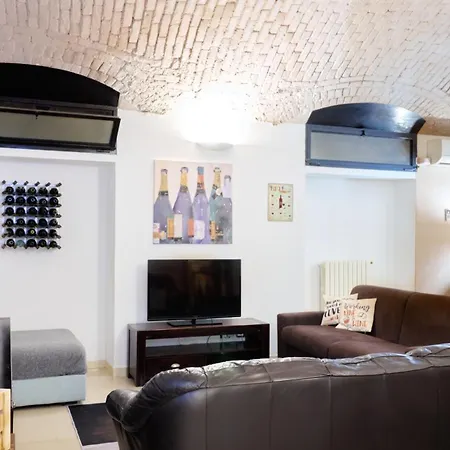 La Cantinetta Di - The Wine Cave In Milan, Huge 110sqm Next To Station Daire Milano