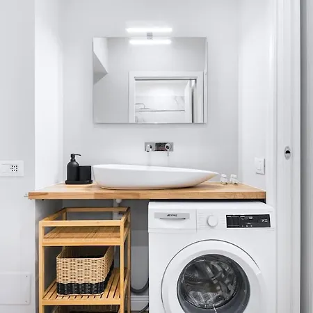 Easylife -modern And Elegant In The Heart Of * Milan