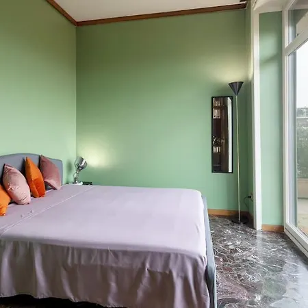 Apartment 10 Minuti Dal Duomo - Elegante Domus *
