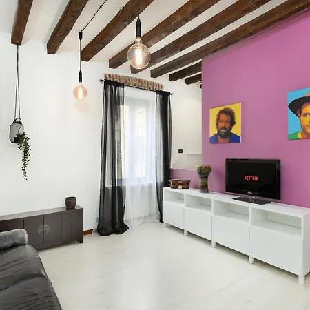 Apartman Casa Lecco - Stazione Centrale - Porta Venezia